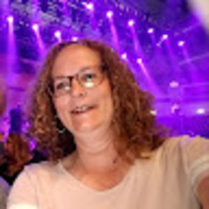 Meet your Posher, Stacey